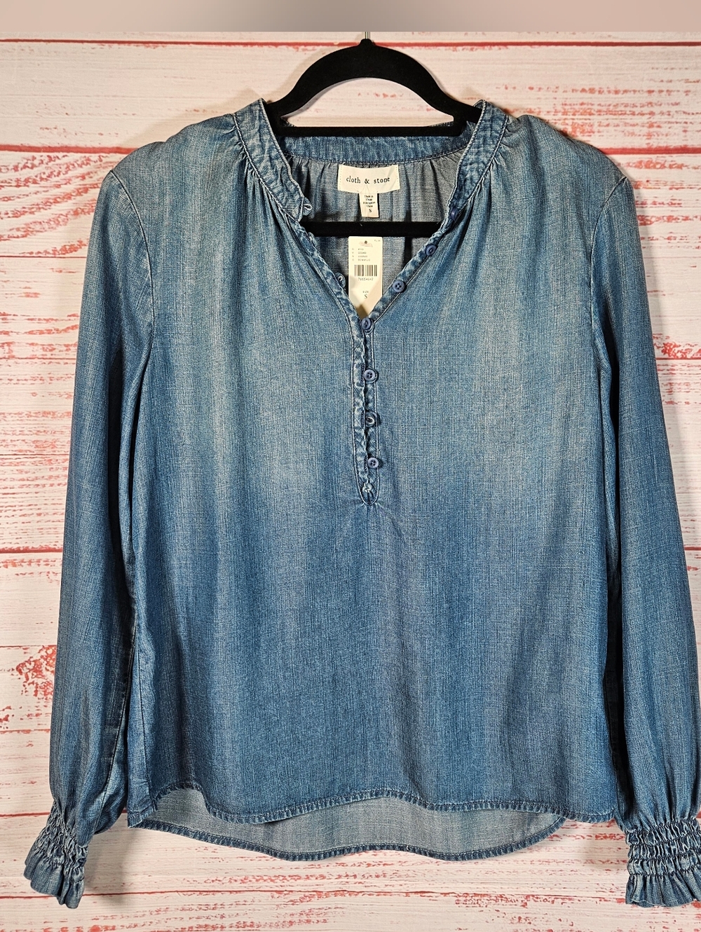 NWT Anthropologie Cloth & Stone Chambray Top